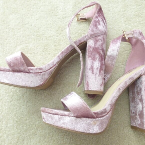 FOREVER 21 light lilac velvet chunky platform heels - Picture 8 of 11